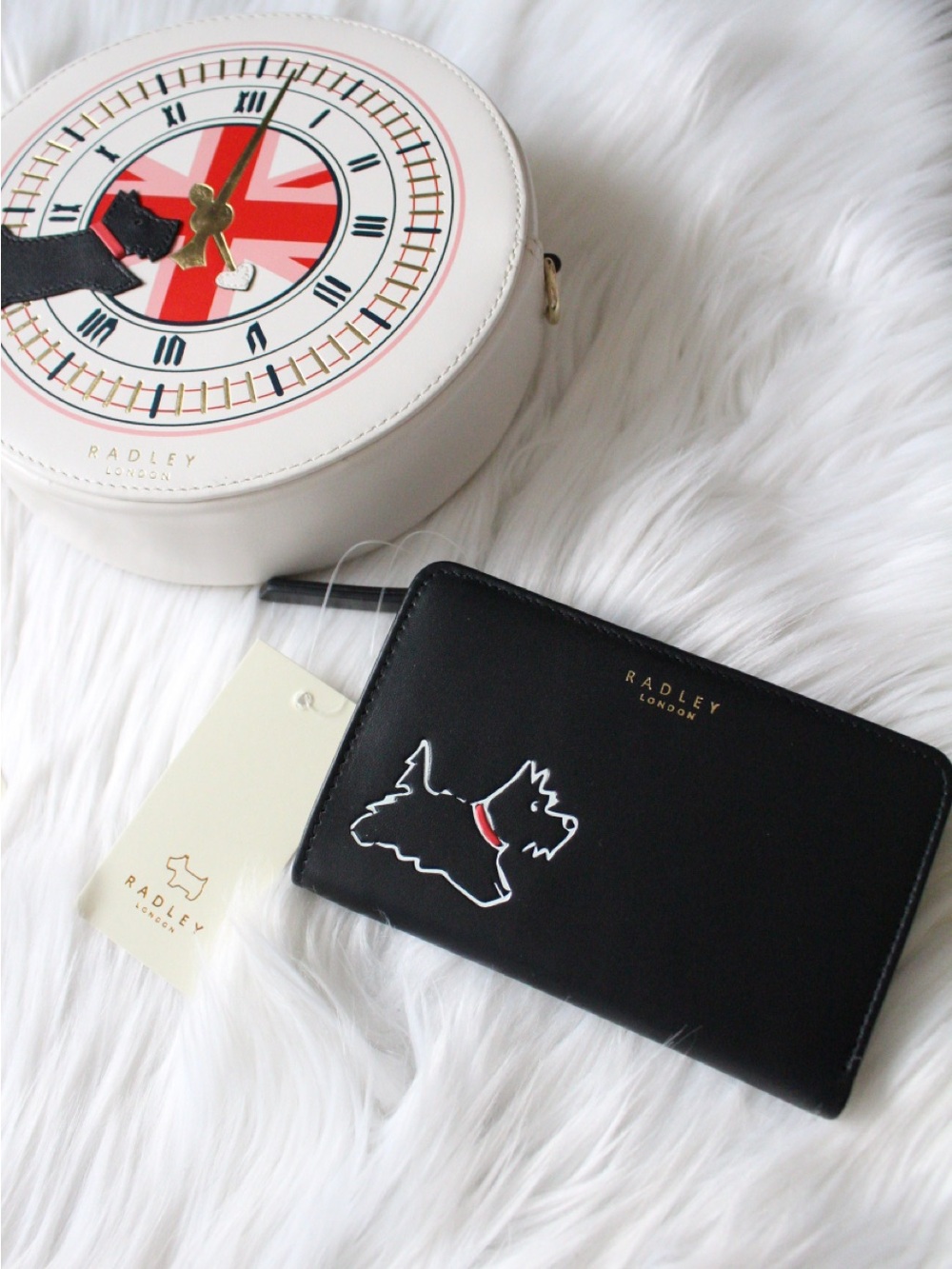 RADLEY LONDON White Round Clock-Face Crossbody with Black Scottie Wallet - Picture 3 of 7